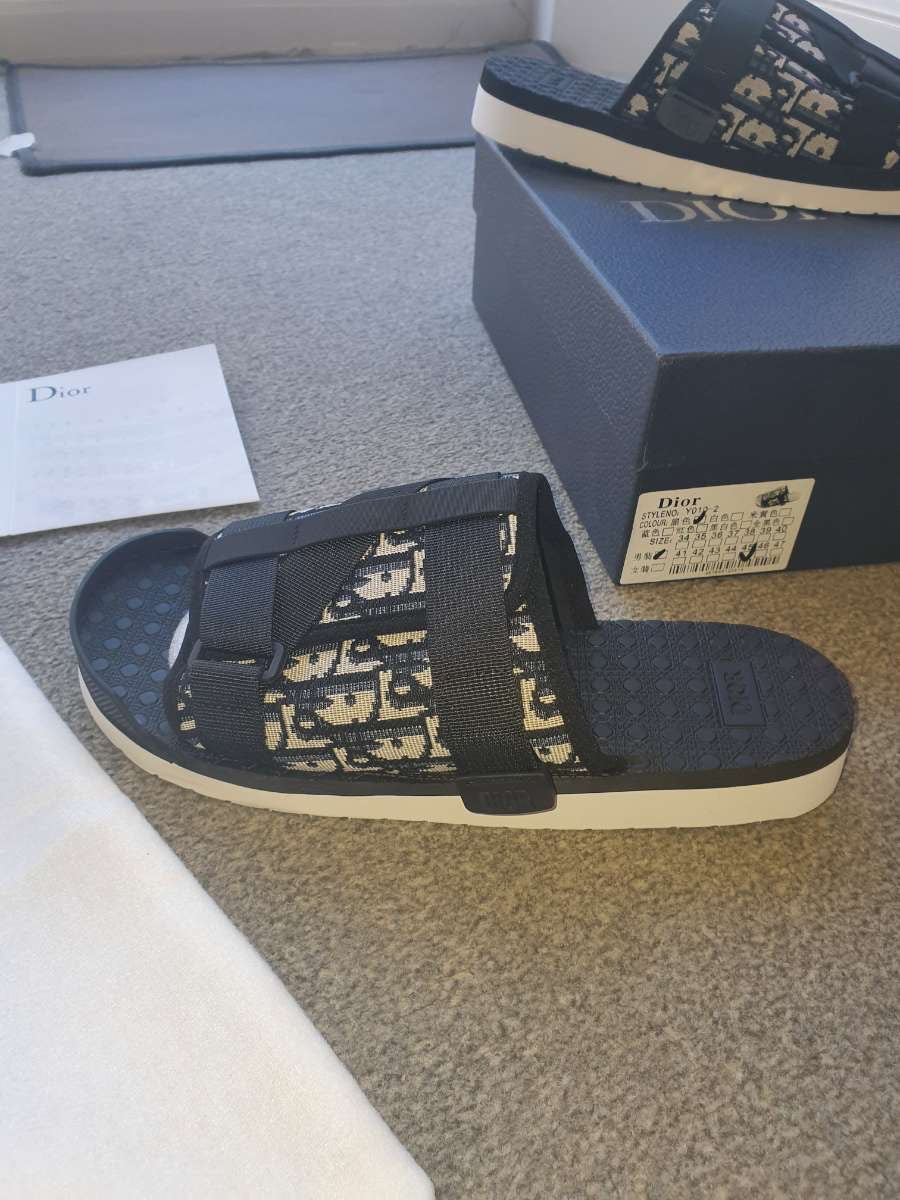 Dior Slides
