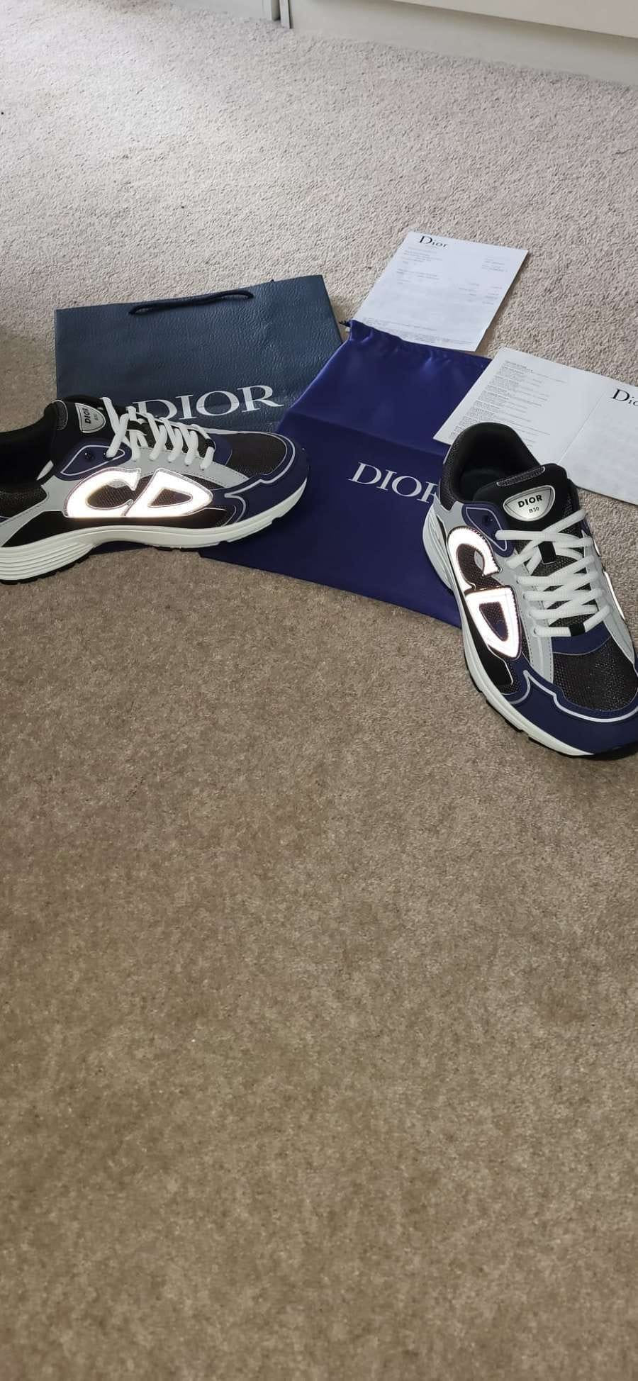 Dior B30 Size 9