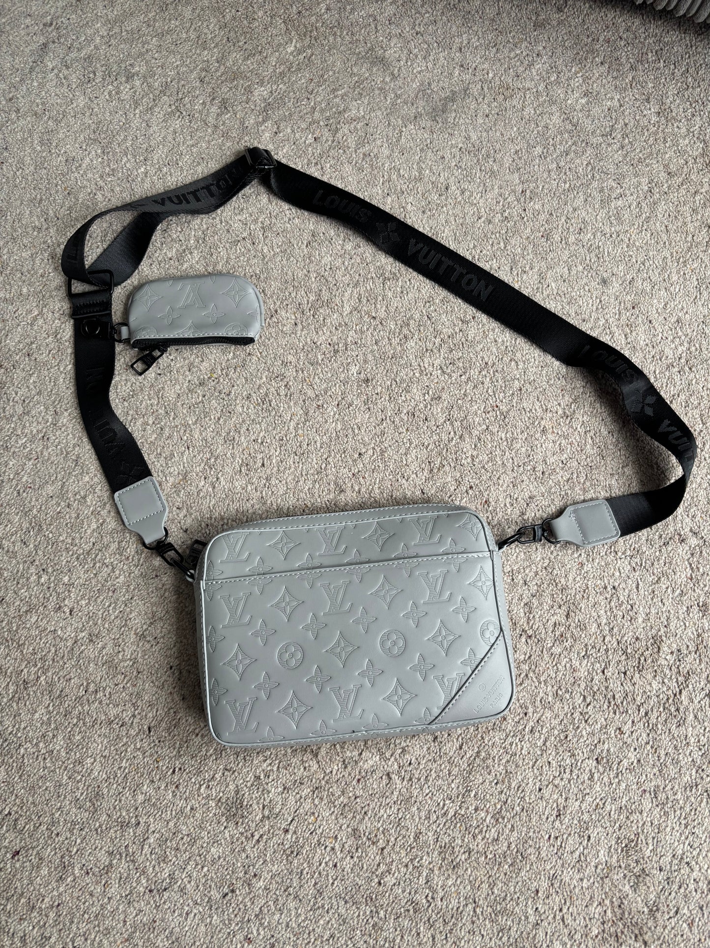 Lv Duo Bag